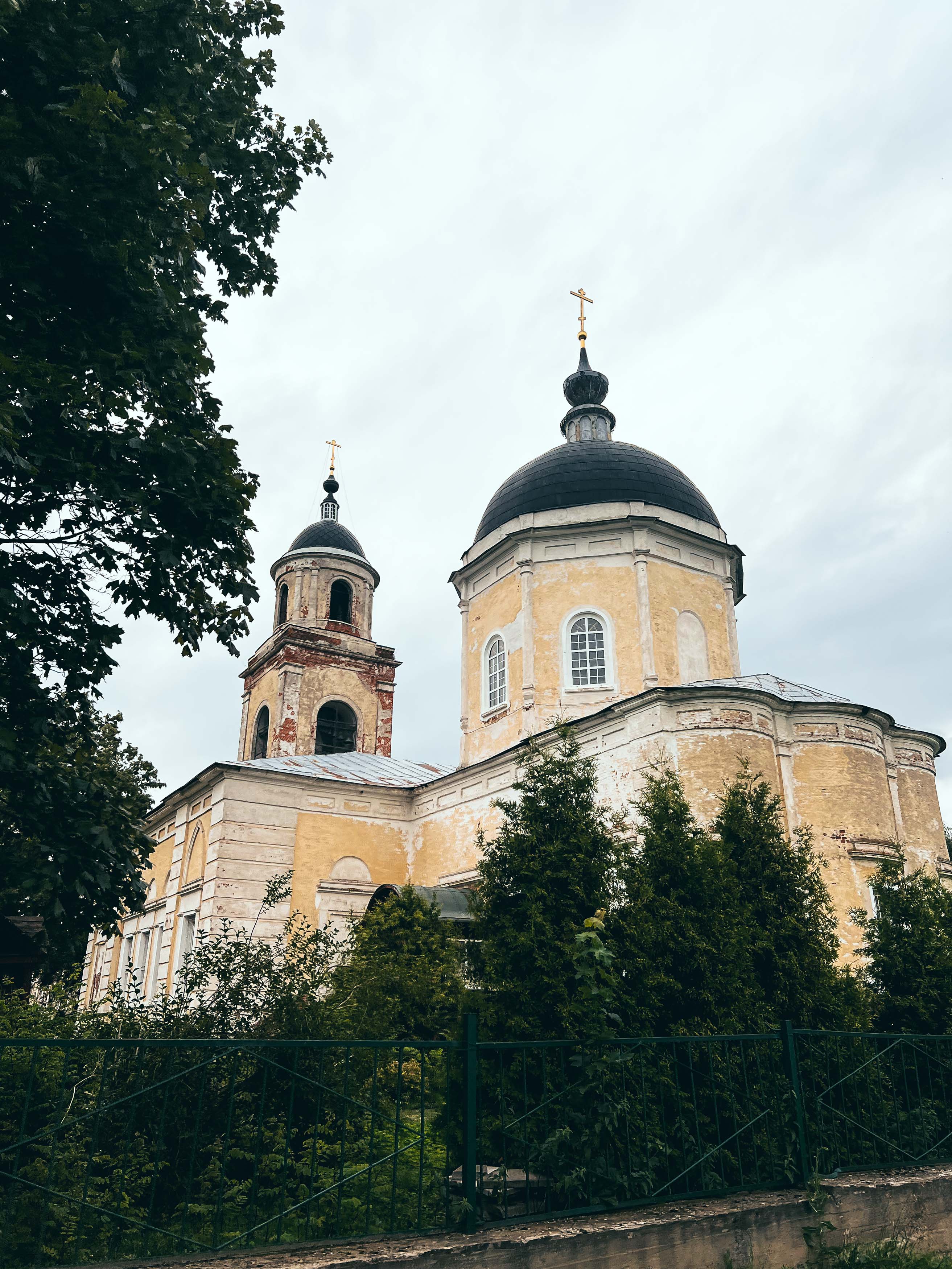 Церковь Рождества Пресвятой Богородицы в Мещерино