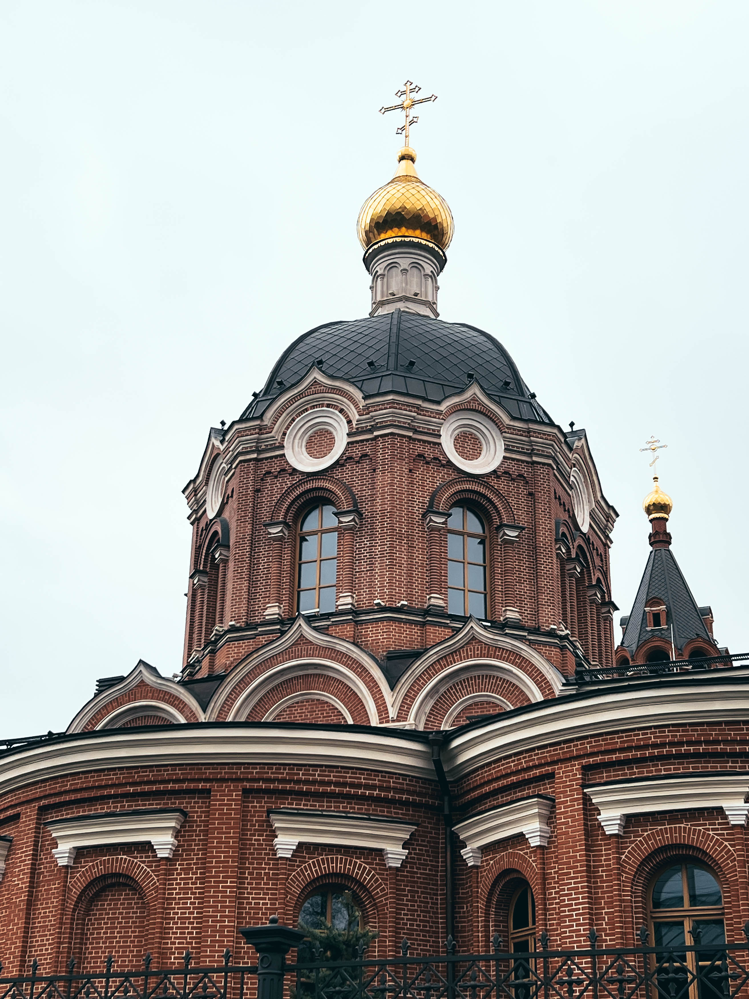 Верхняя часть основного объёма храма